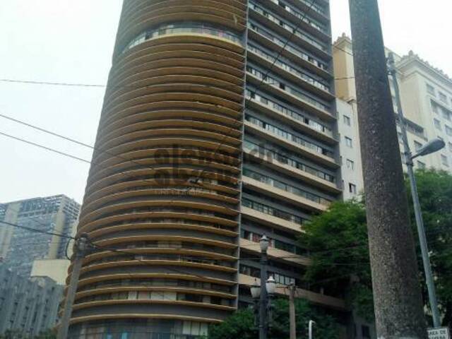#724 - Apartamento para Locação em São Paulo - SP - 2